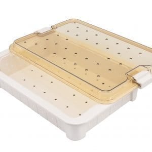 CAIXA EM TERMOPLASTICO PARA ESTERILIZAÇÃO  37 x 25 x 9 cm.