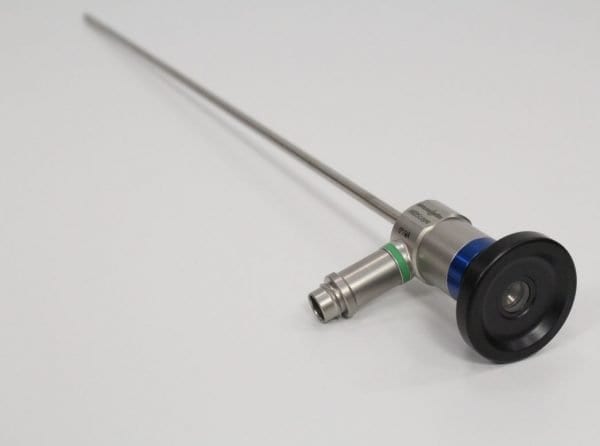 Cistoscópio 4mm. DIAMETRO / 302 mm COMPR, 30 graus Strauss- Ótica apenas - AUTOCLAVE 18 min. 134 graus - NOVA